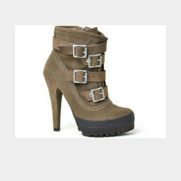 Steve Madden Shoes - Steve Madden Boots